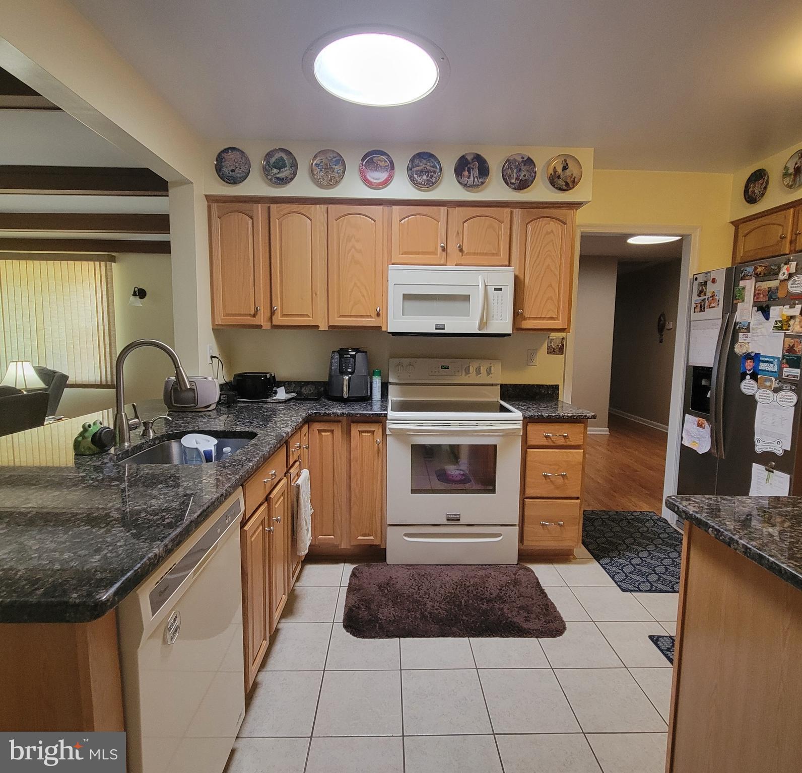 Real estate listing preview #6