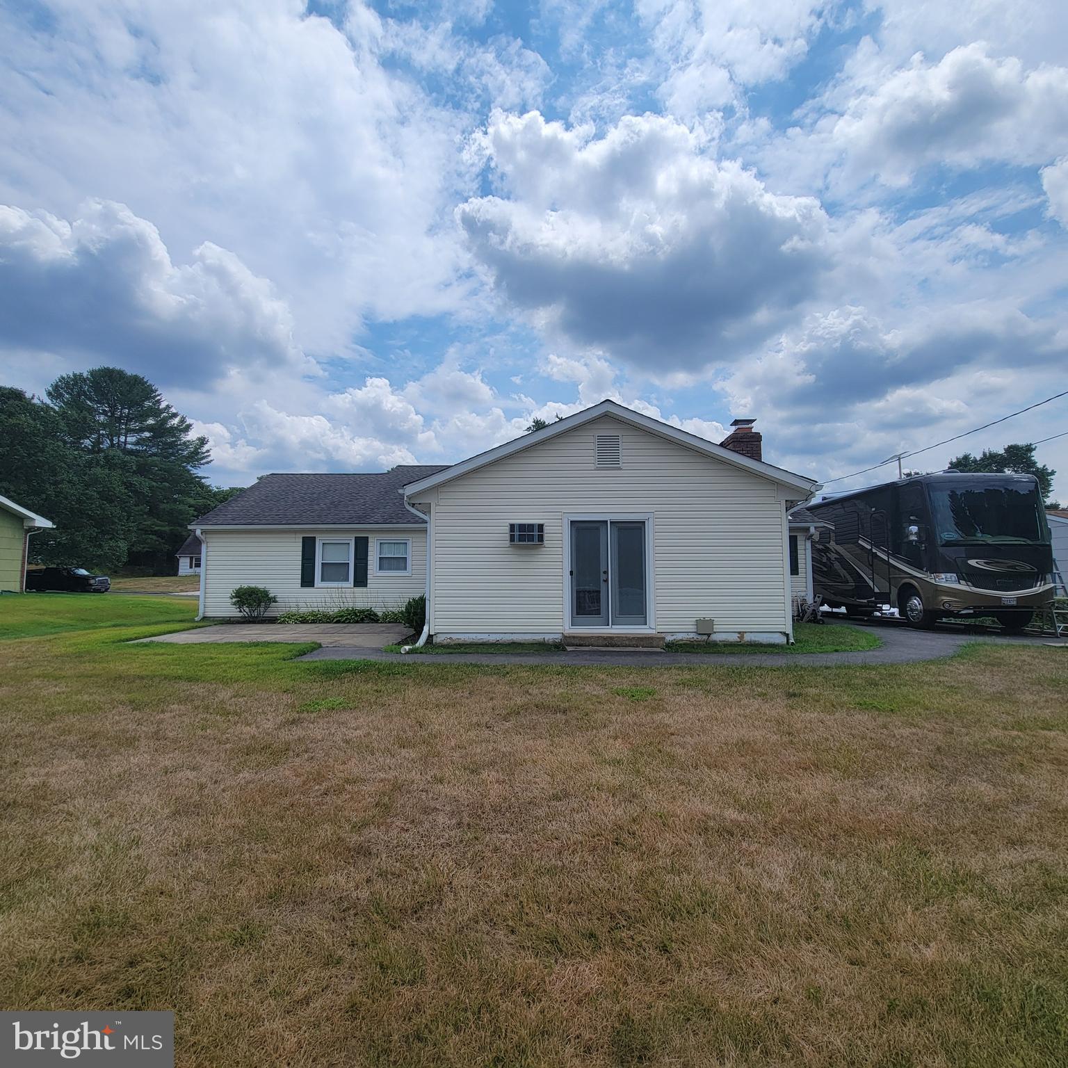 Real estate listing preview #19