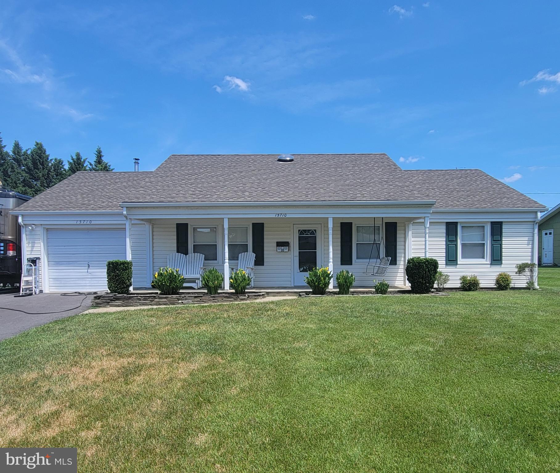 Real estate listing preview #1