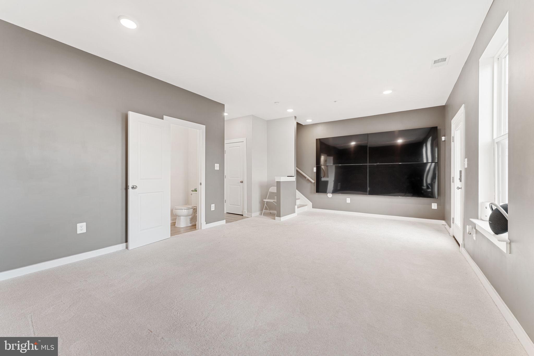 Real estate listing preview #25