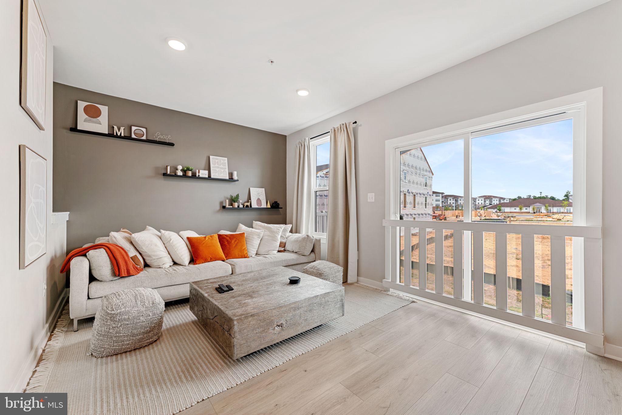 Real estate listing preview #9