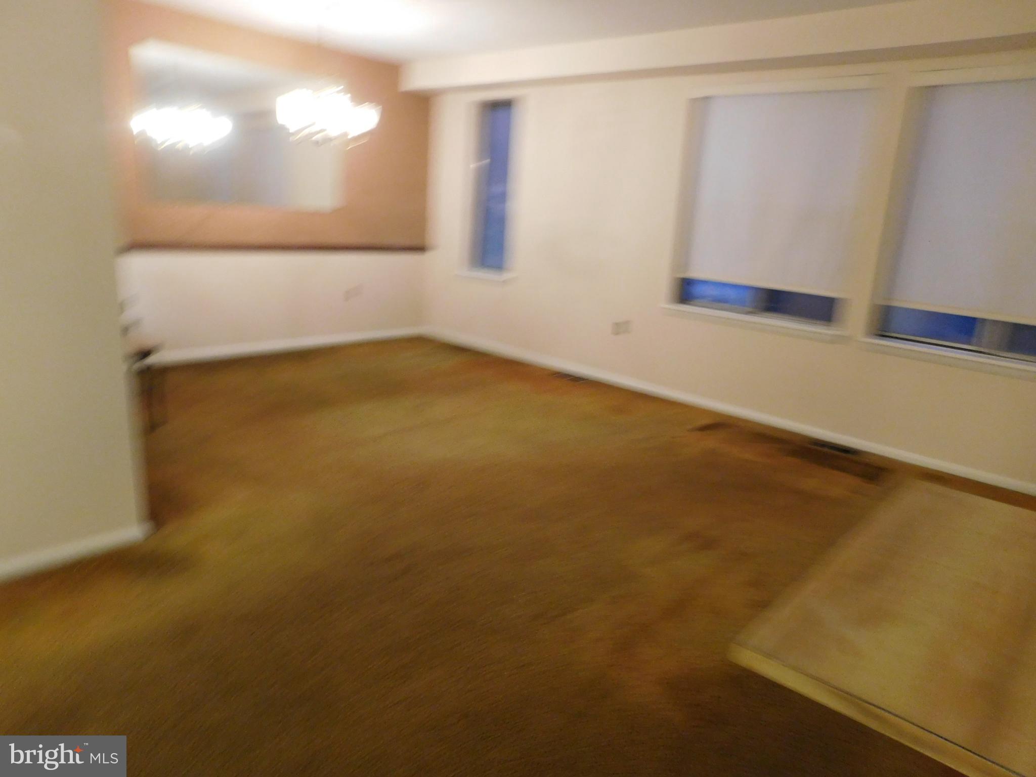 Real estate listing preview #4