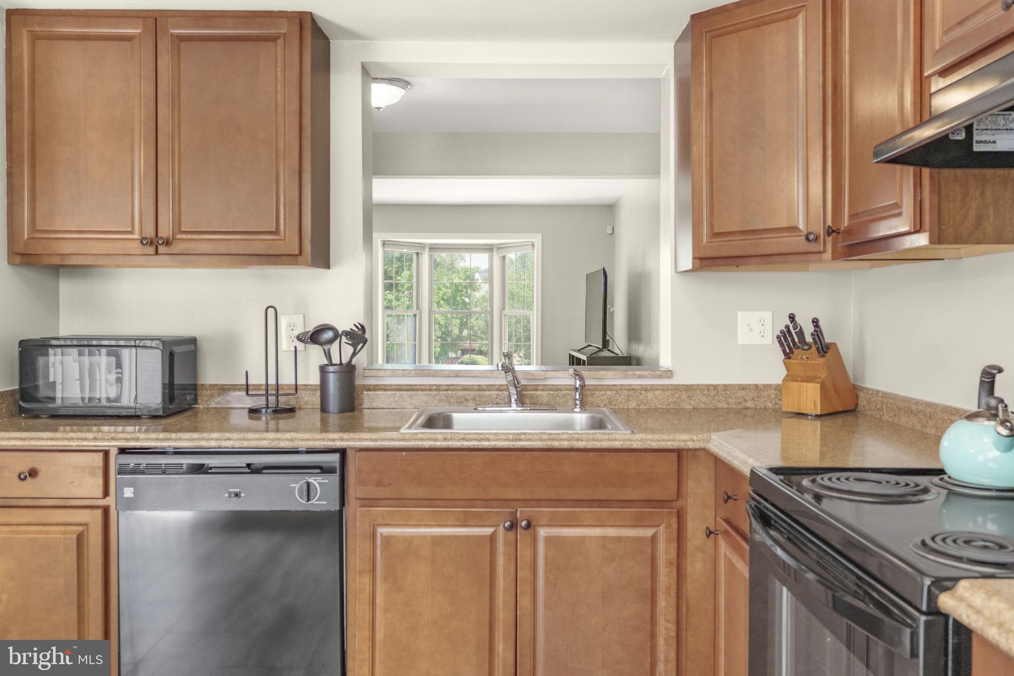 Real estate listing preview #14