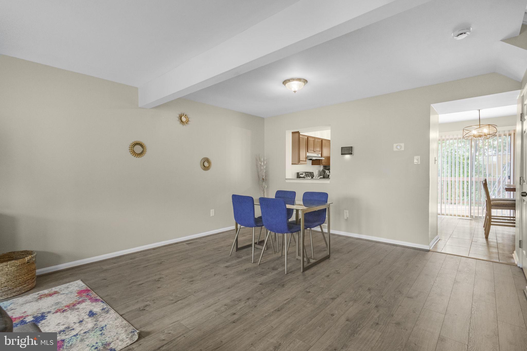 Real estate listing preview #9