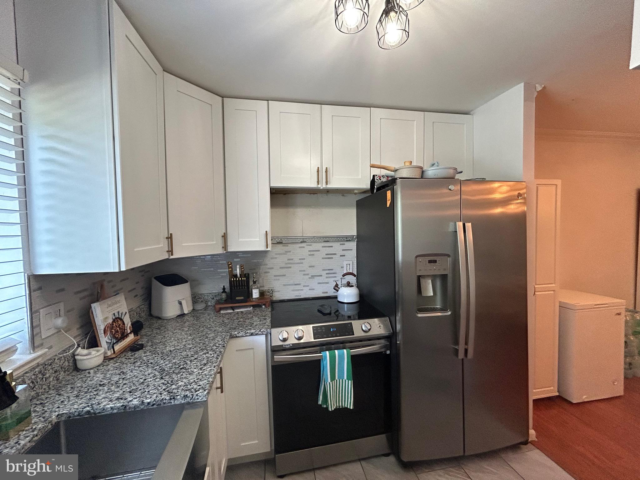 Real estate listing preview #1