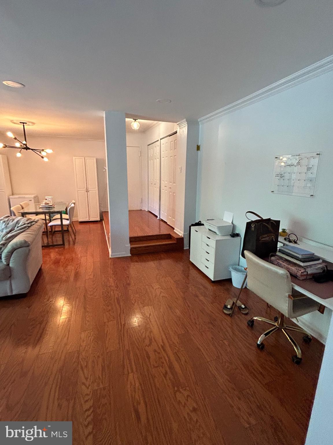 Real estate listing preview #16