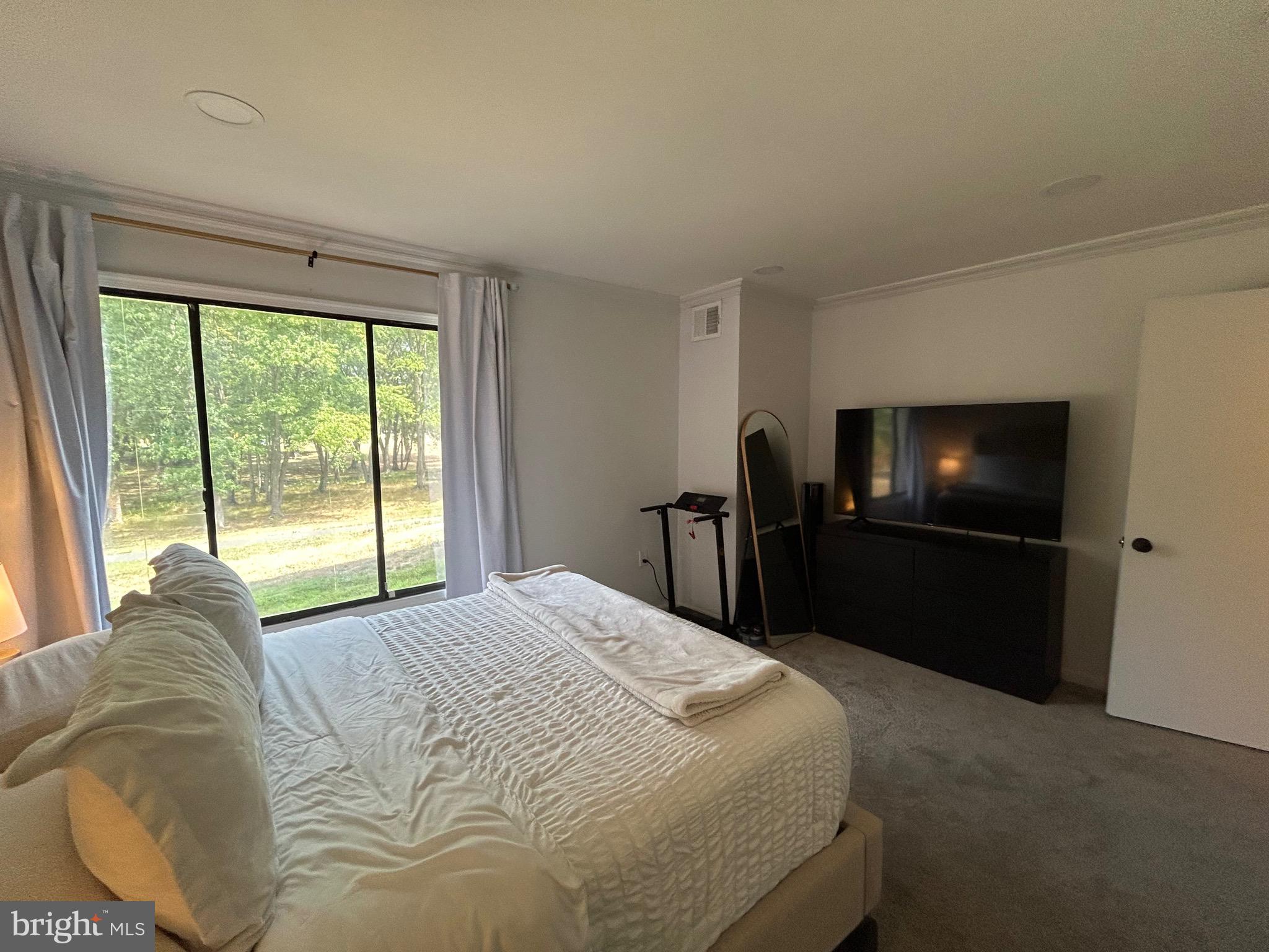 Real estate listing preview #11