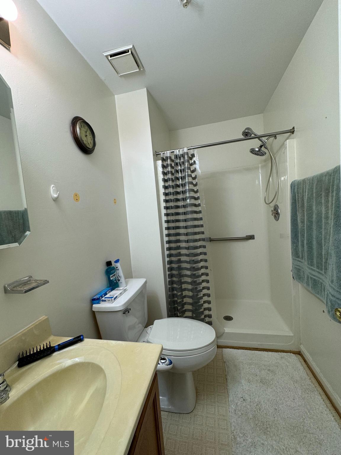 Real estate listing preview #8