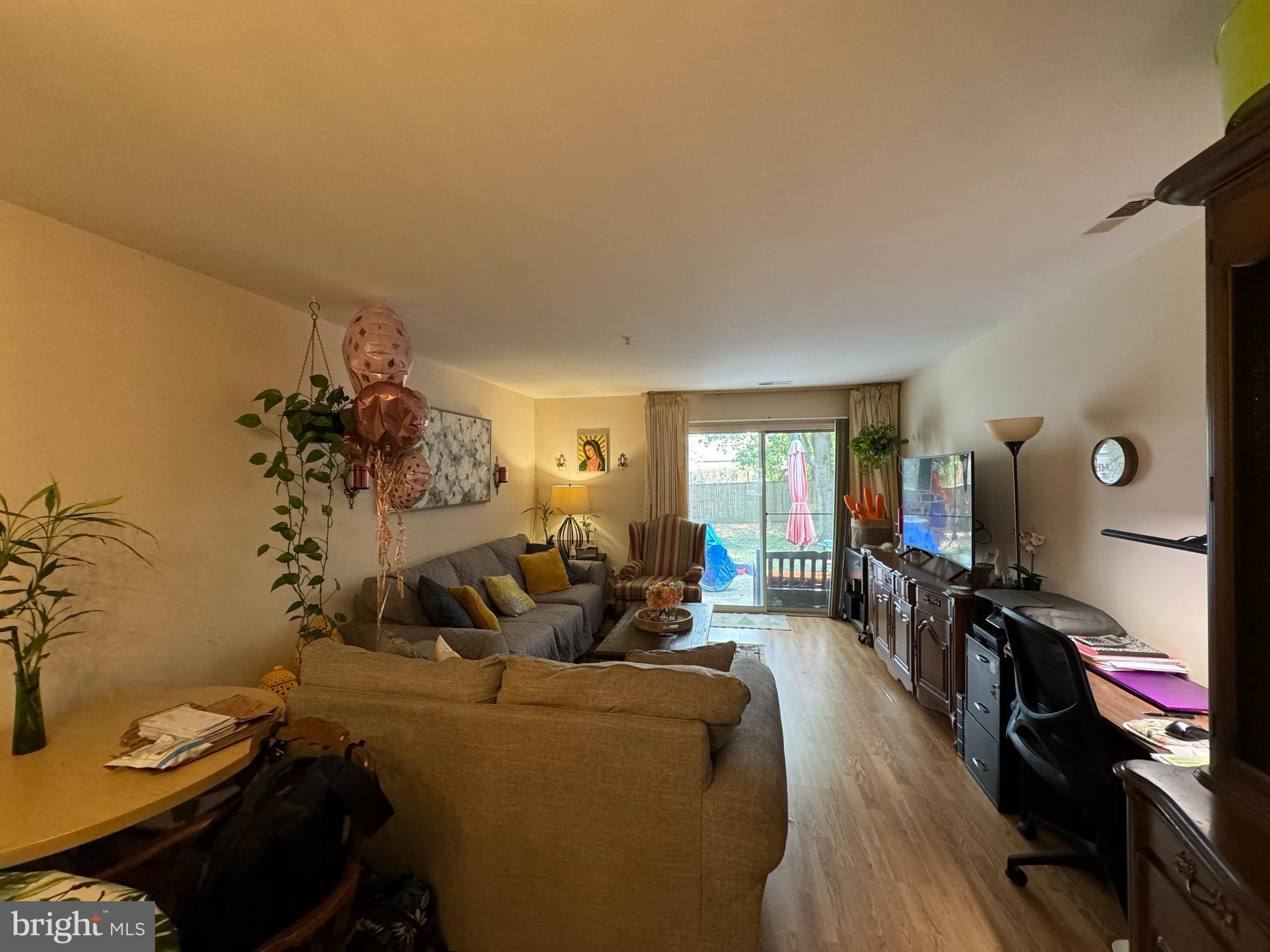 Real estate listing preview #2