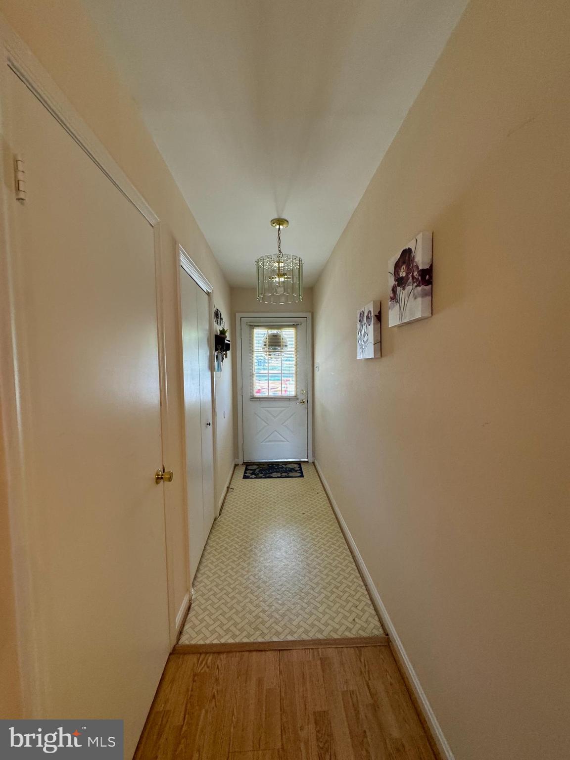 Real estate listing preview #3