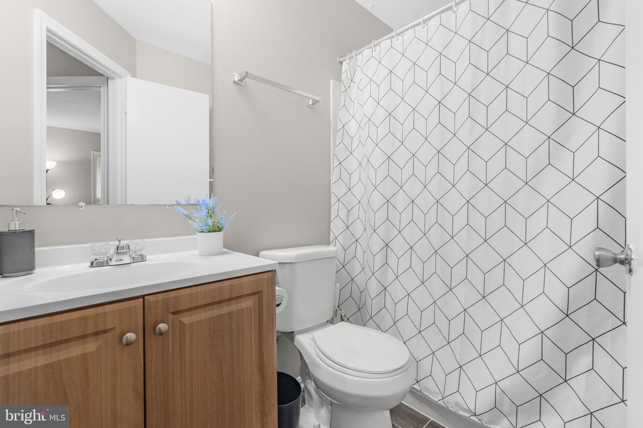 Real estate listing preview #9