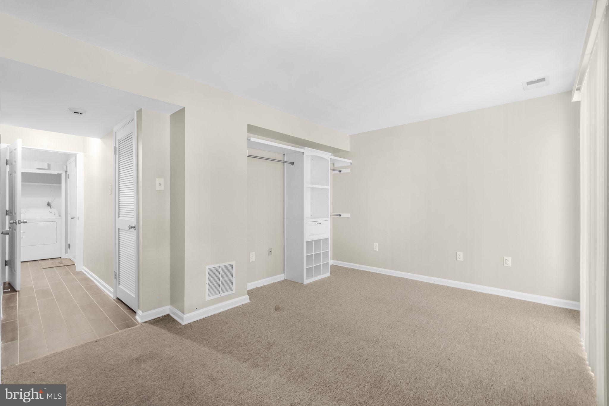 Real estate listing preview #14