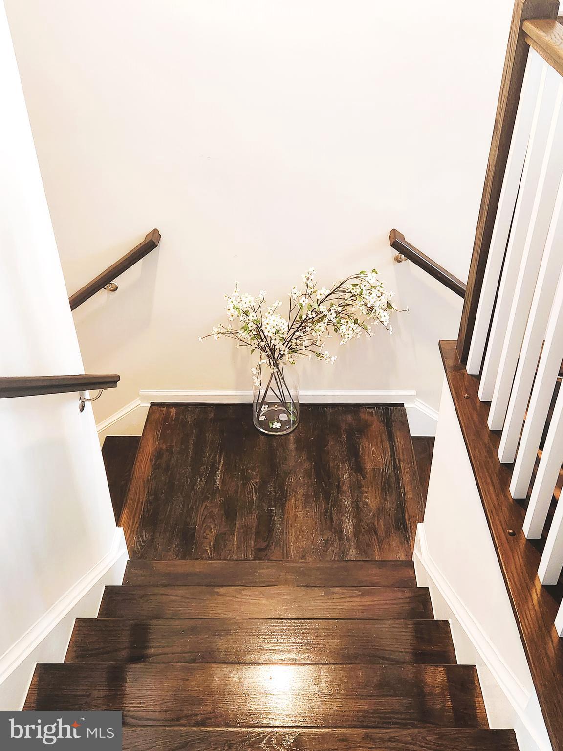 Real estate listing preview #2