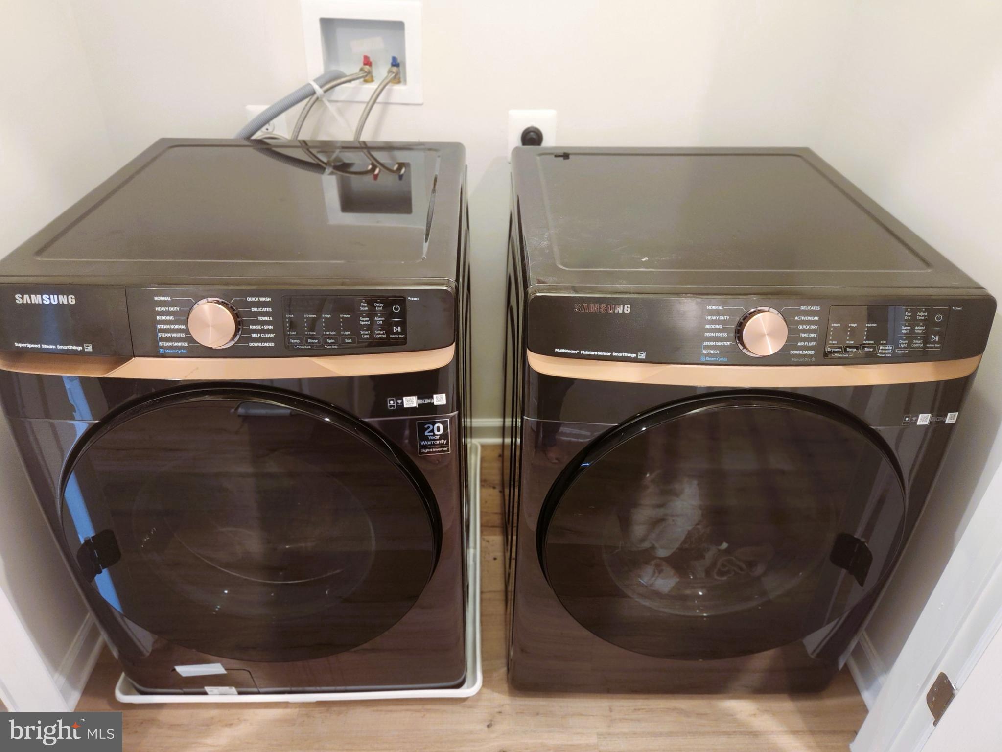 Real estate listing preview #14