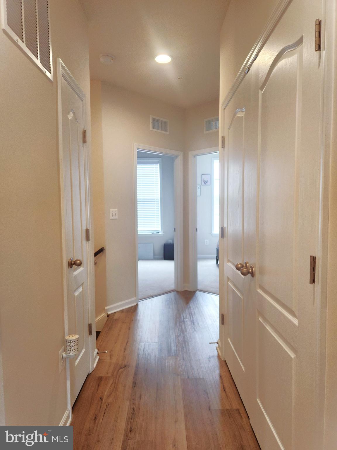 Real estate listing preview #28