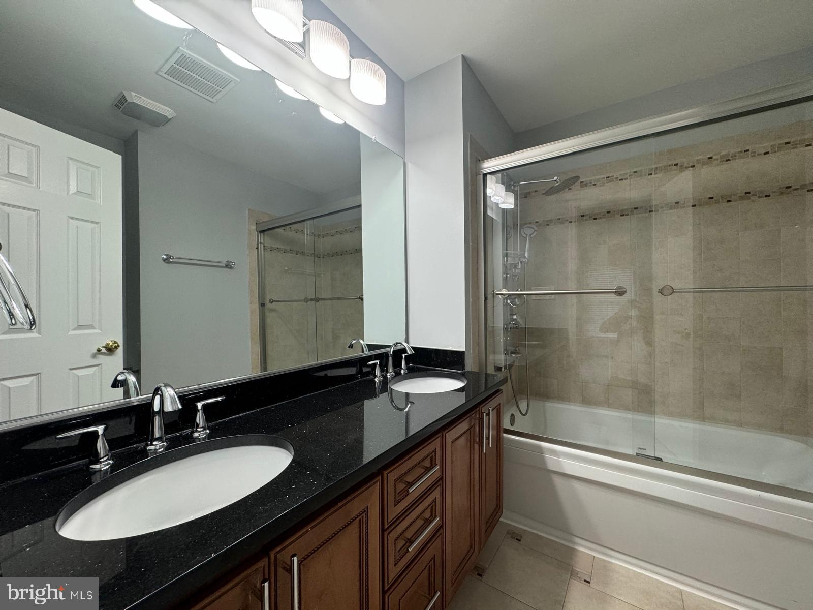 Real estate listing preview #22