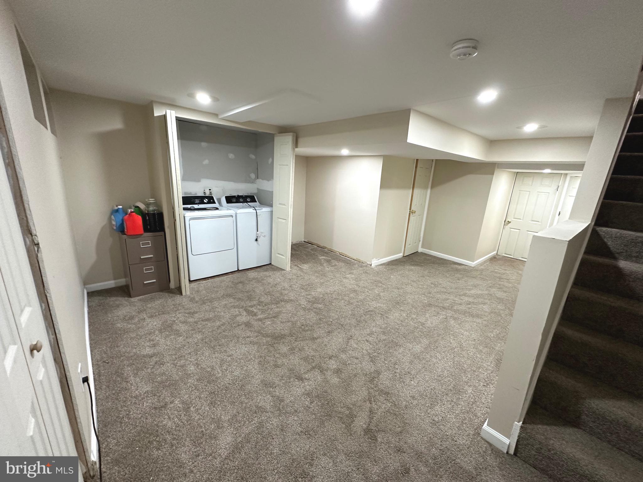 Real estate listing preview #12