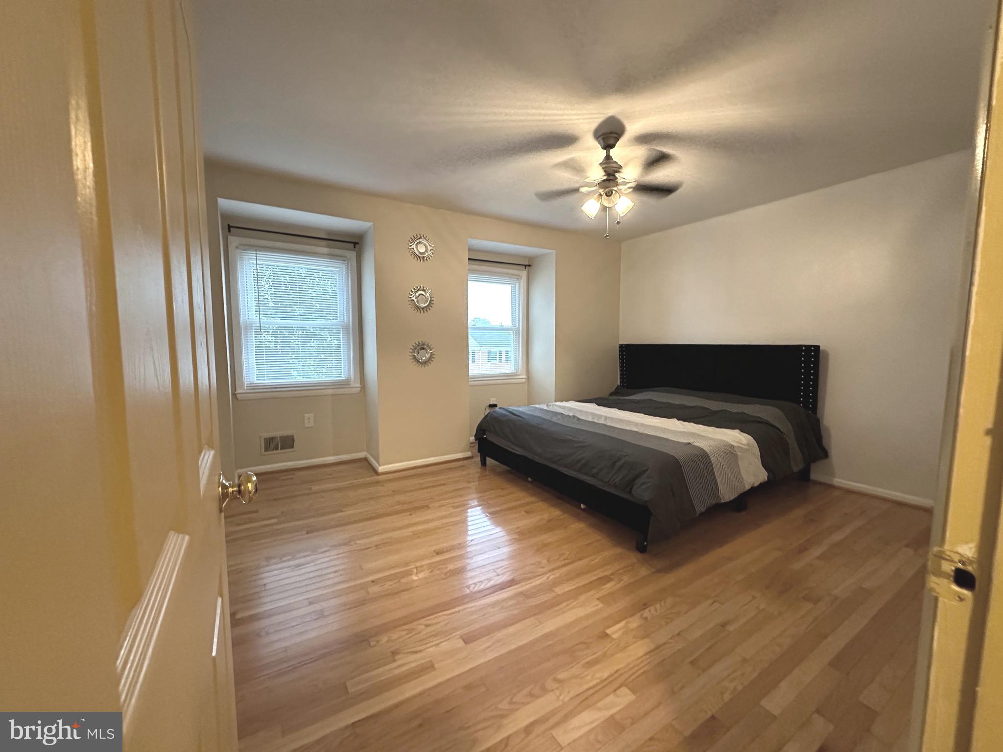 Real estate listing preview #7