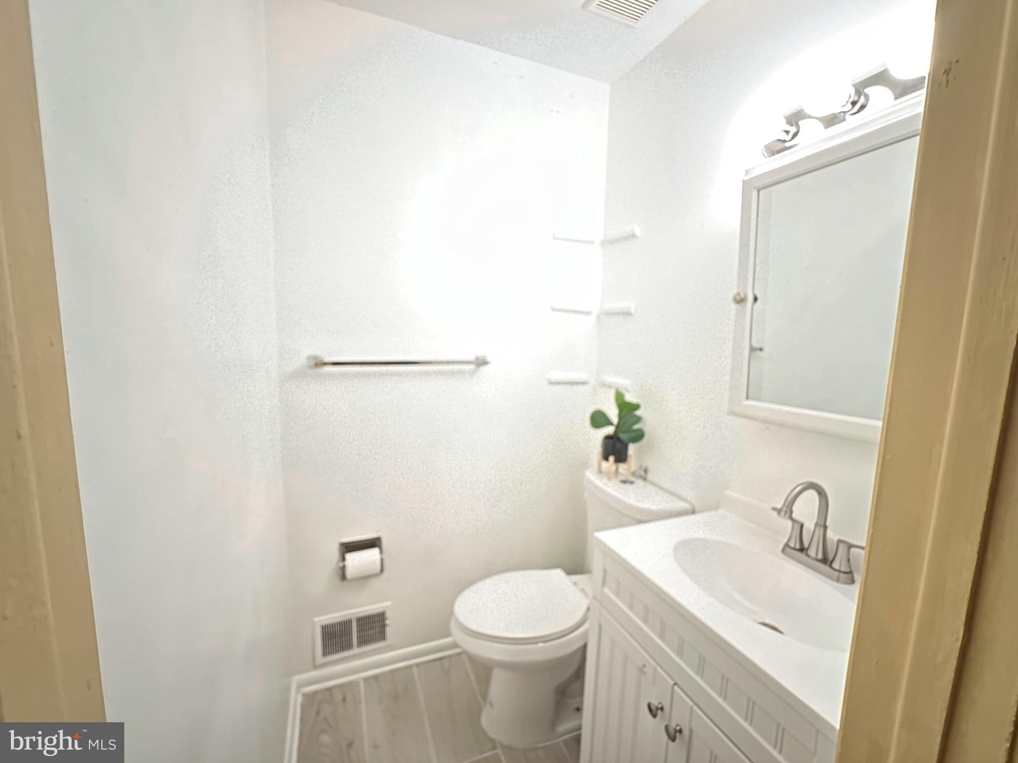 Real estate listing preview #8