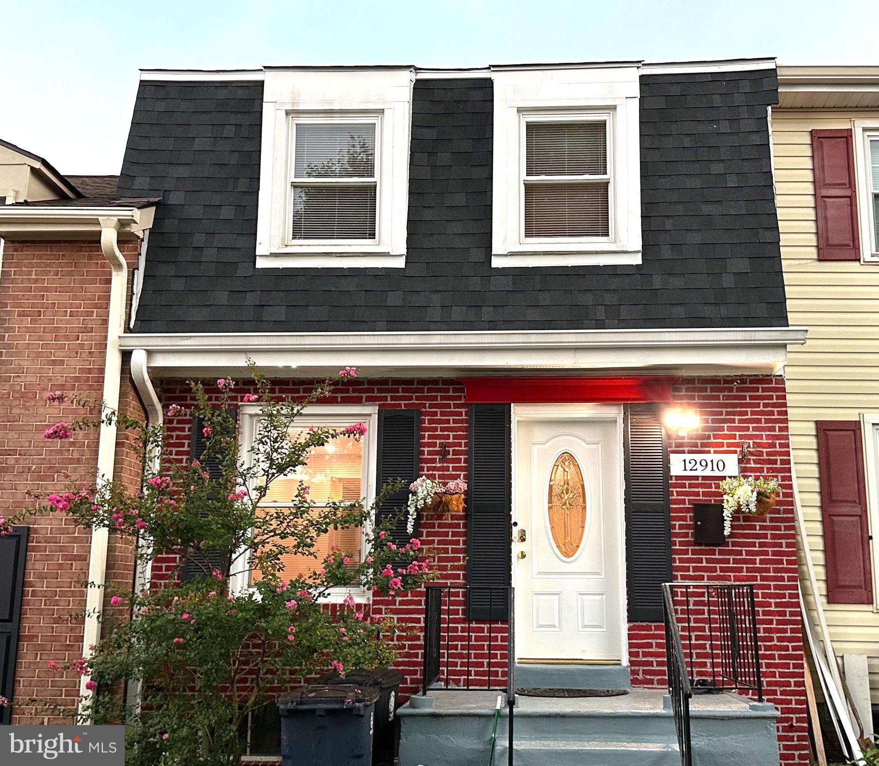 Real estate listing preview #1