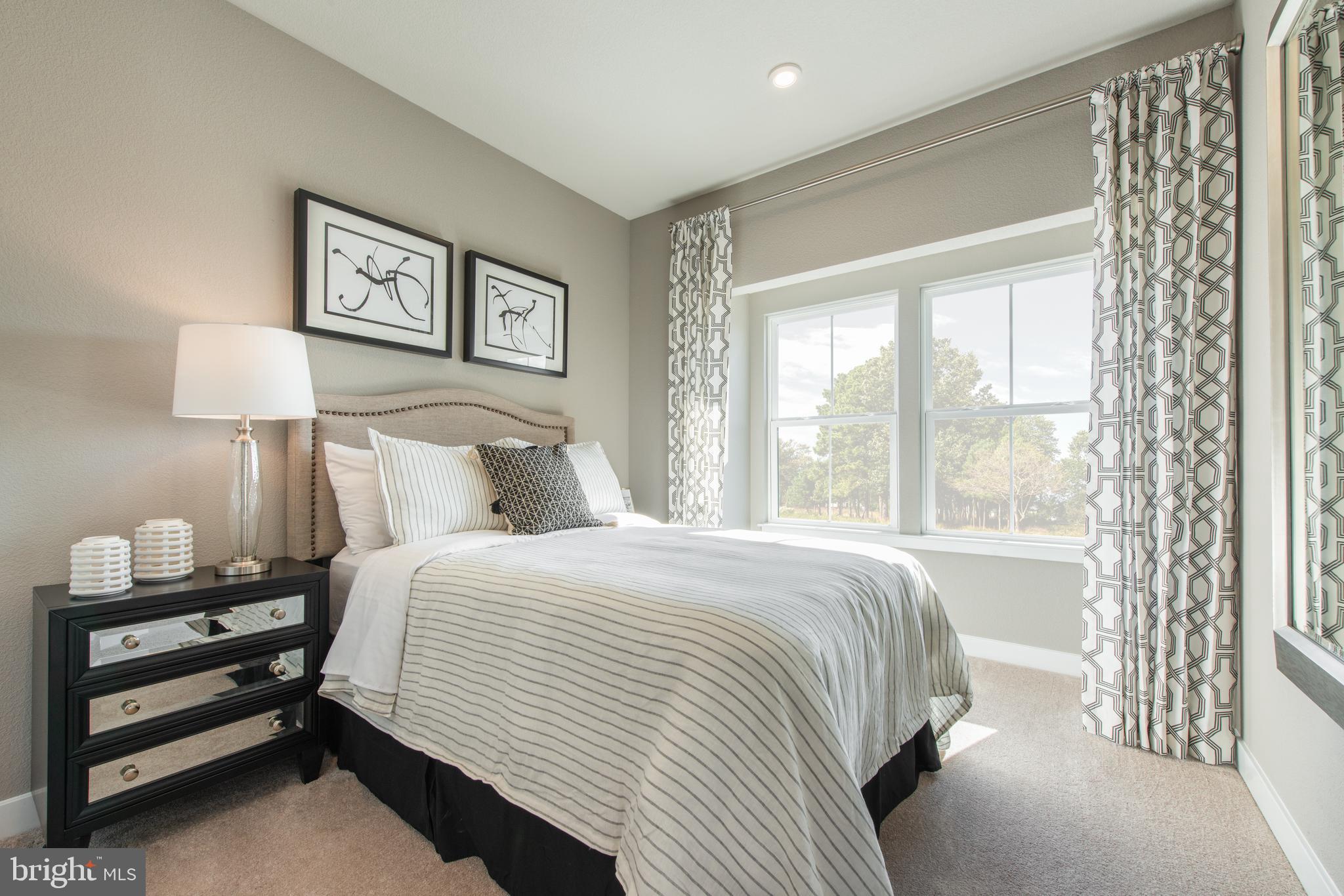 Real estate listing preview #10