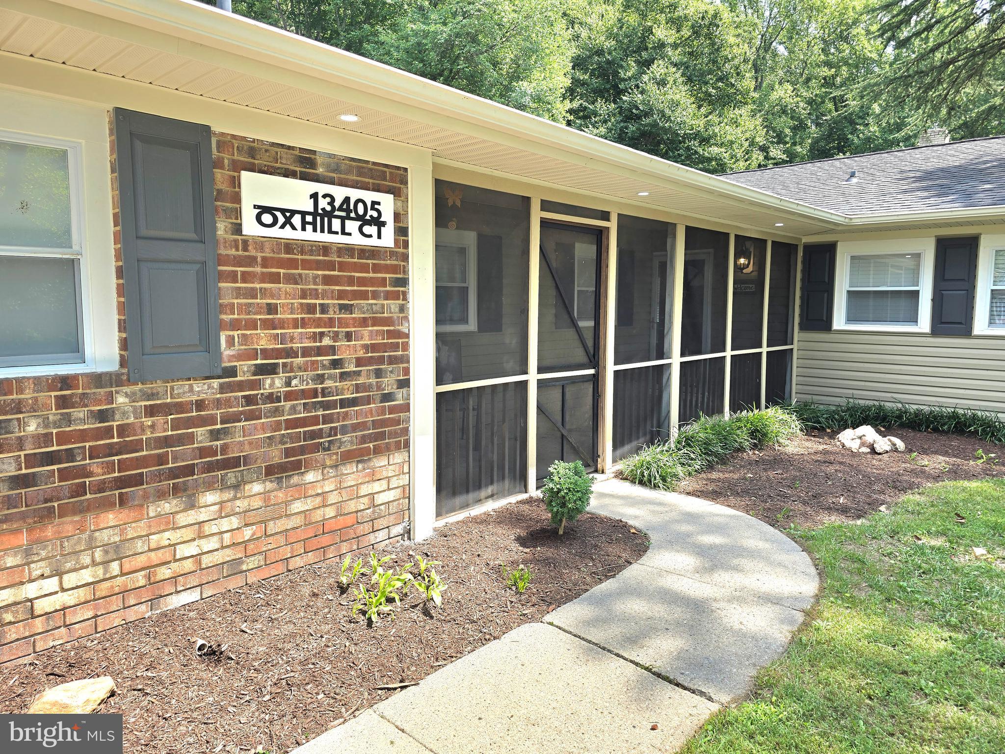 Real estate listing preview #3