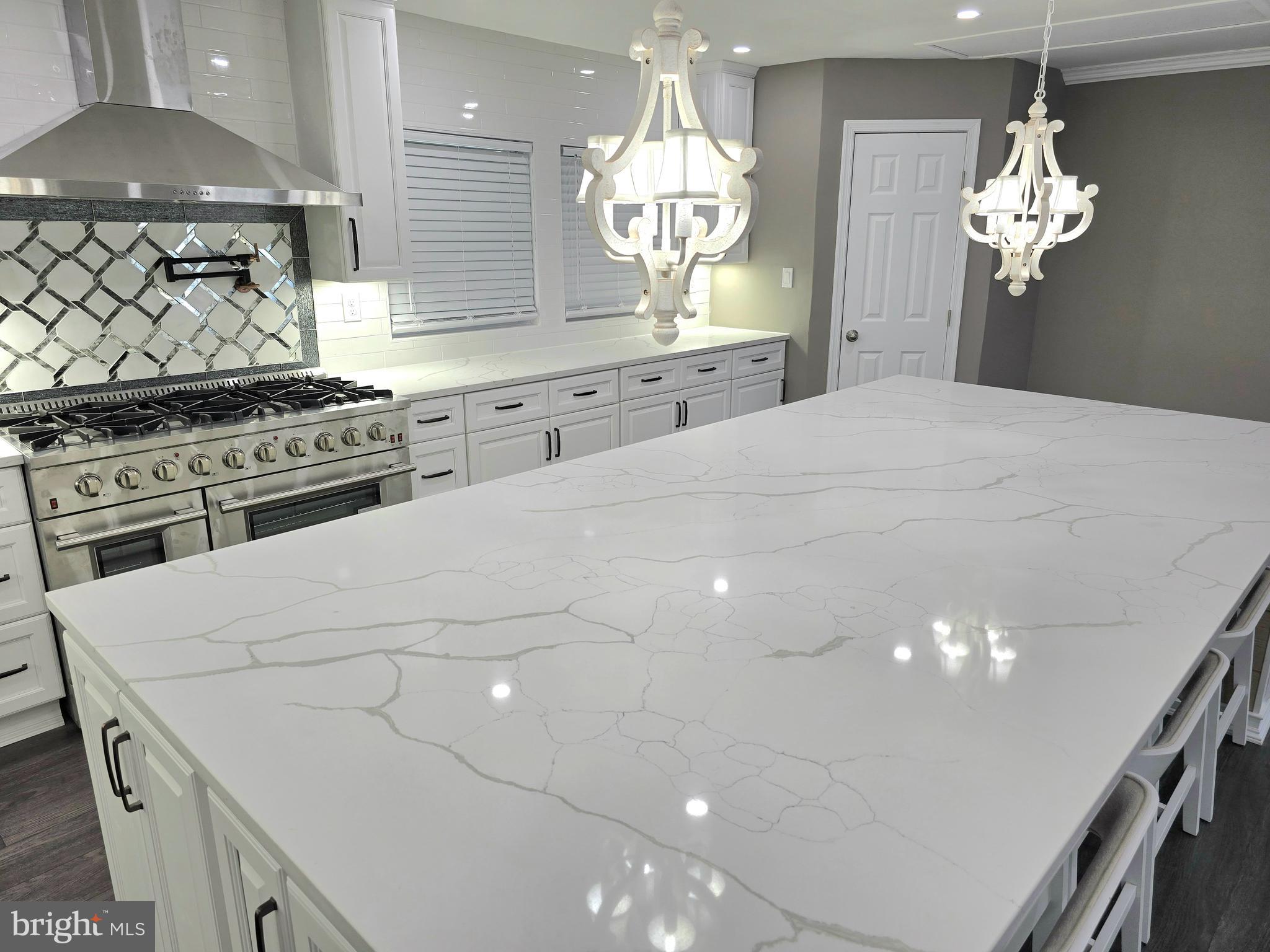 Real estate listing preview #22