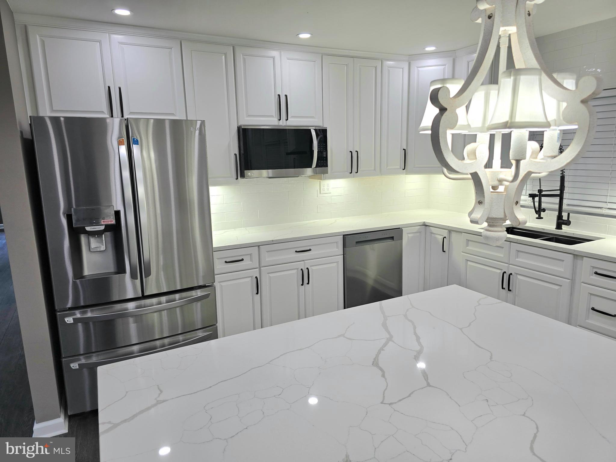 Real estate listing preview #23