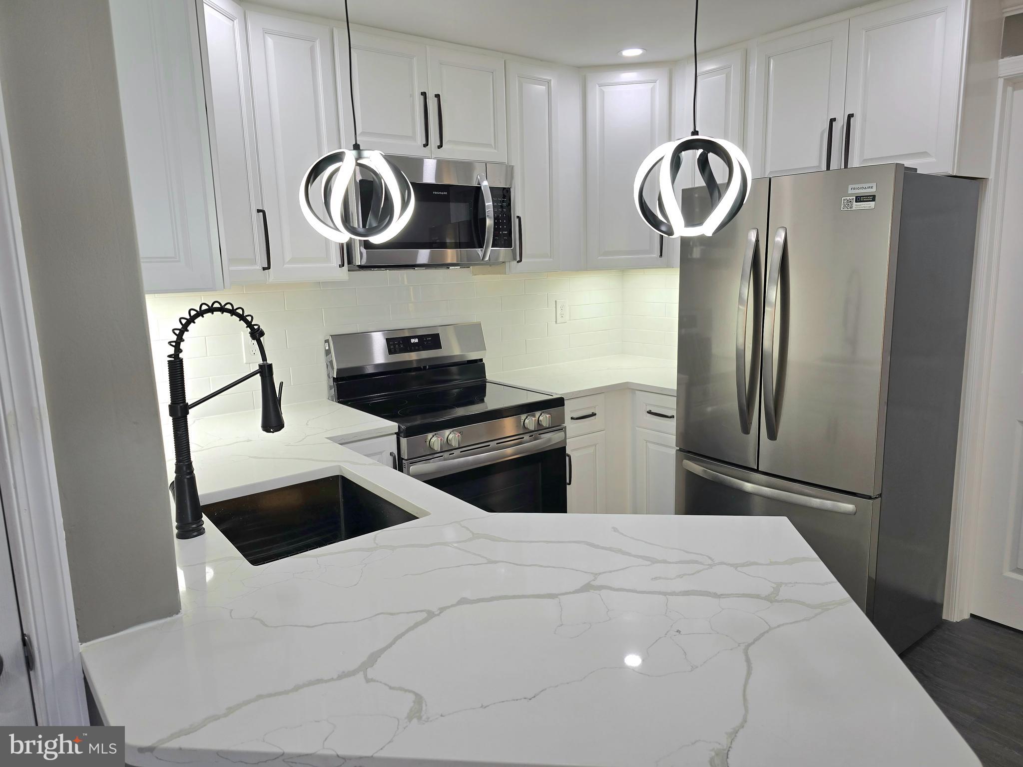 Real estate listing preview #54