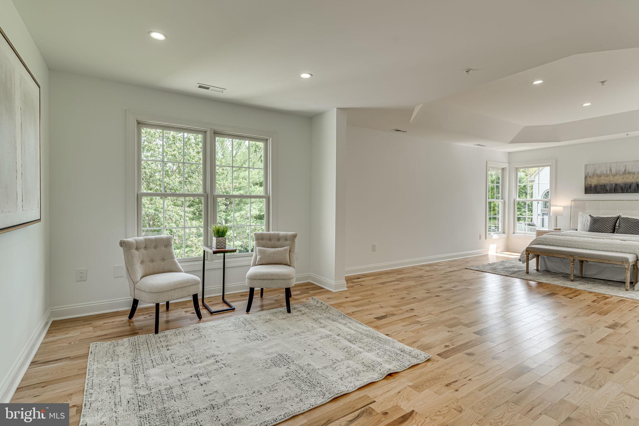 Real estate listing preview #24