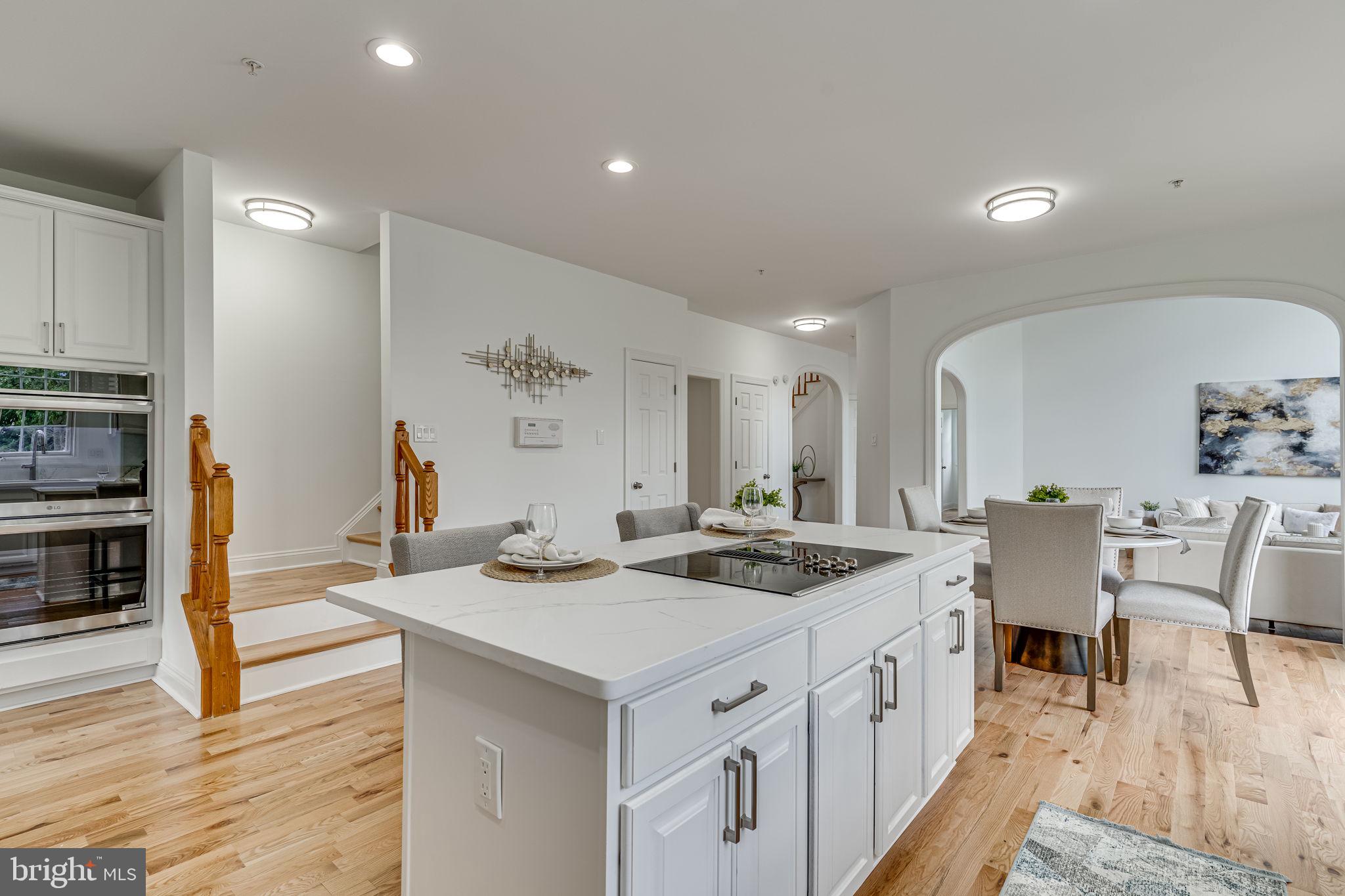 Real estate listing preview #2