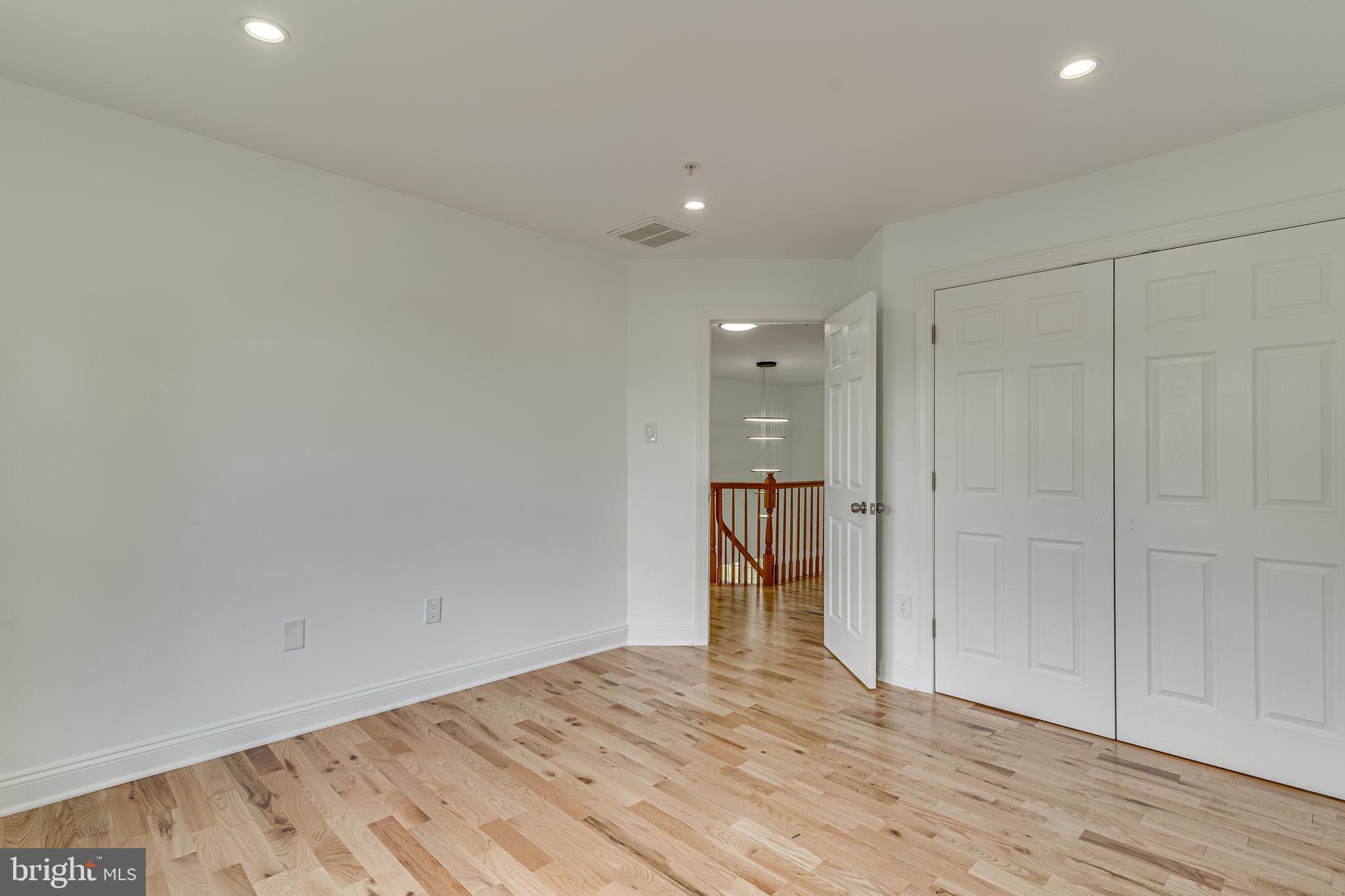 Real estate listing preview #44