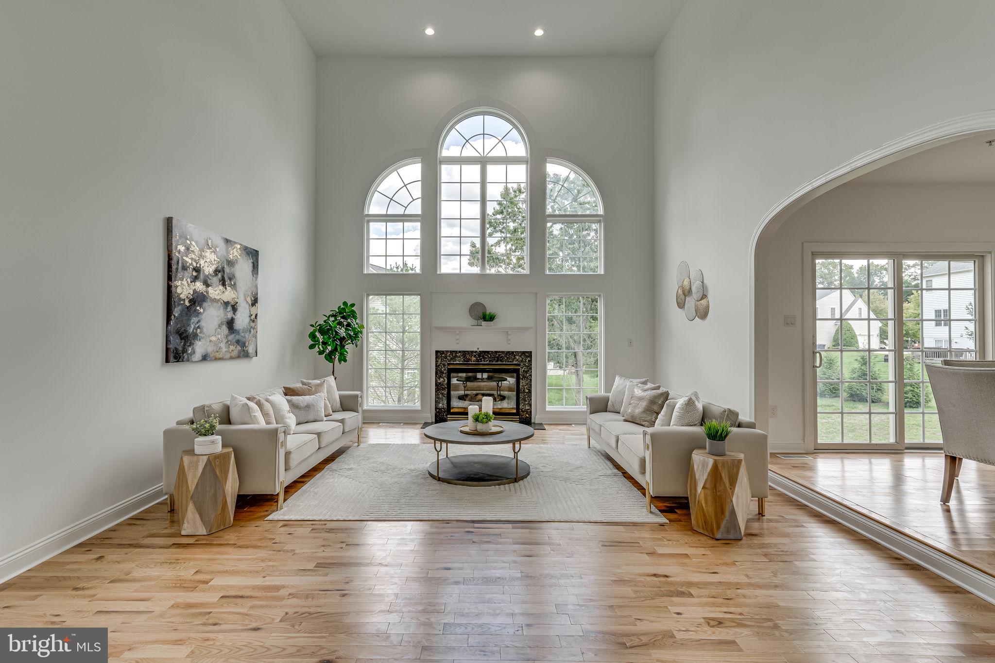 Real estate listing preview #10