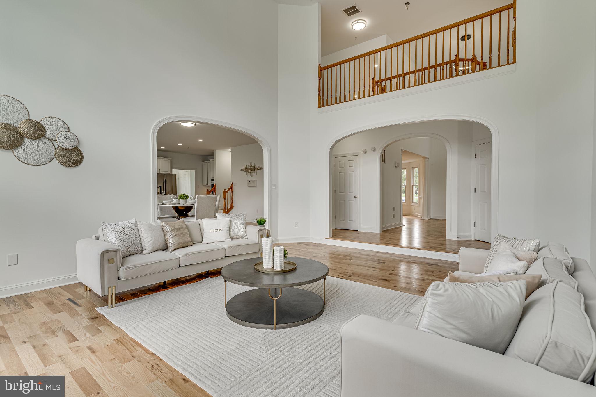 Real estate listing preview #12