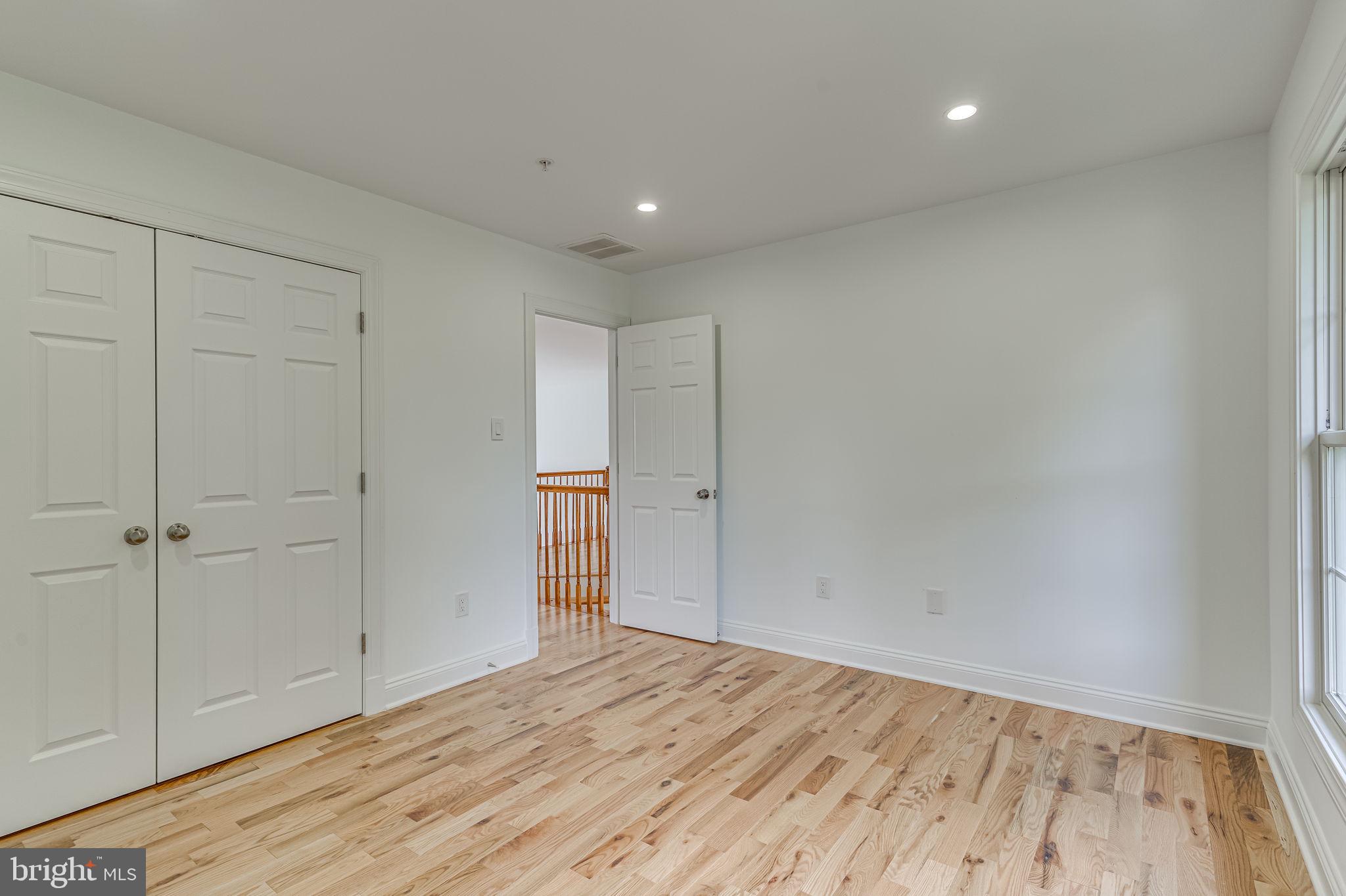 Real estate listing preview #42