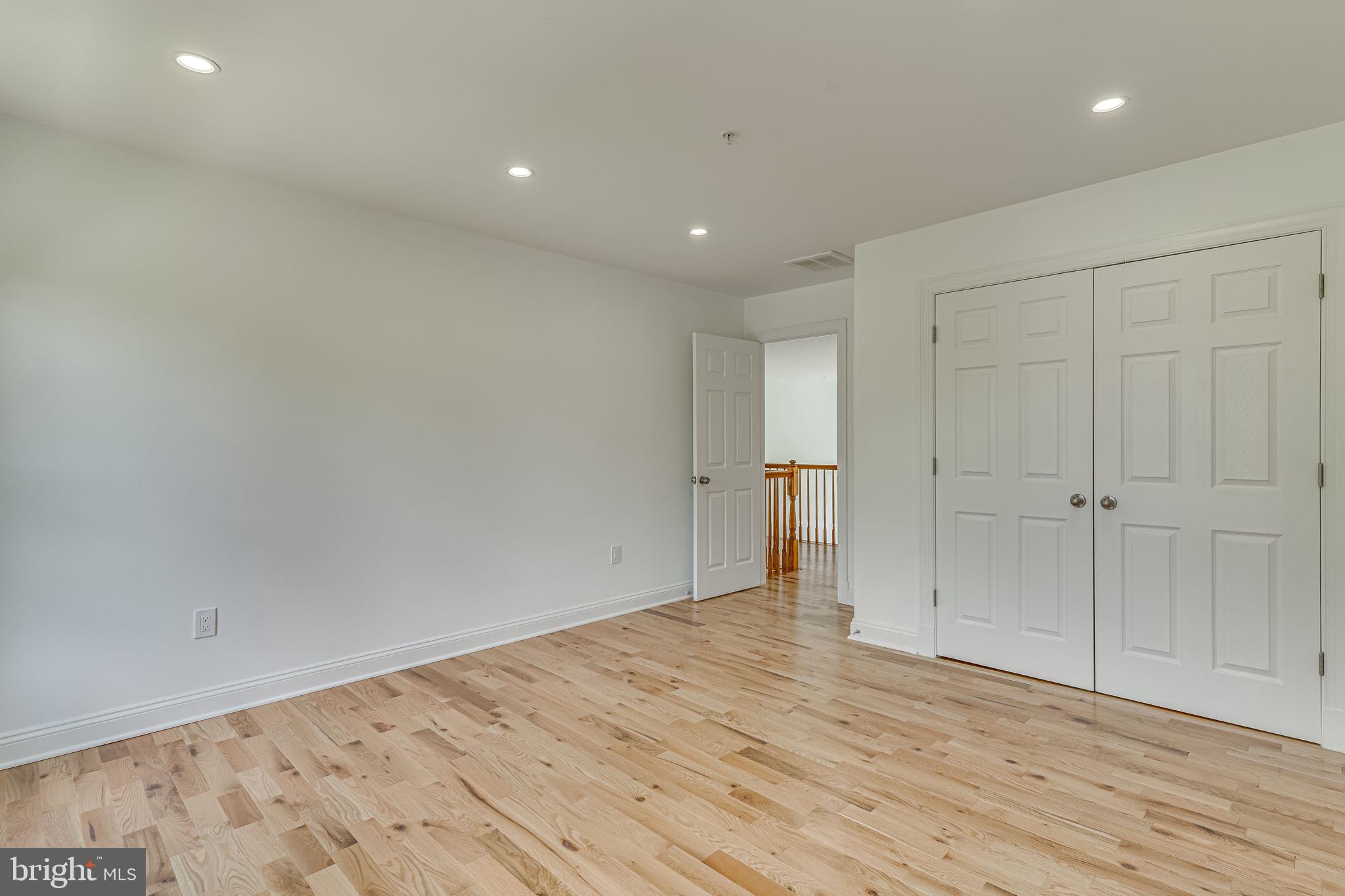 Real estate listing preview #34