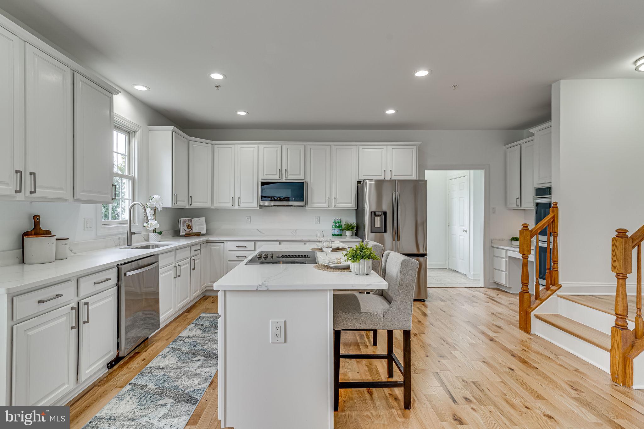 Real estate listing preview #3