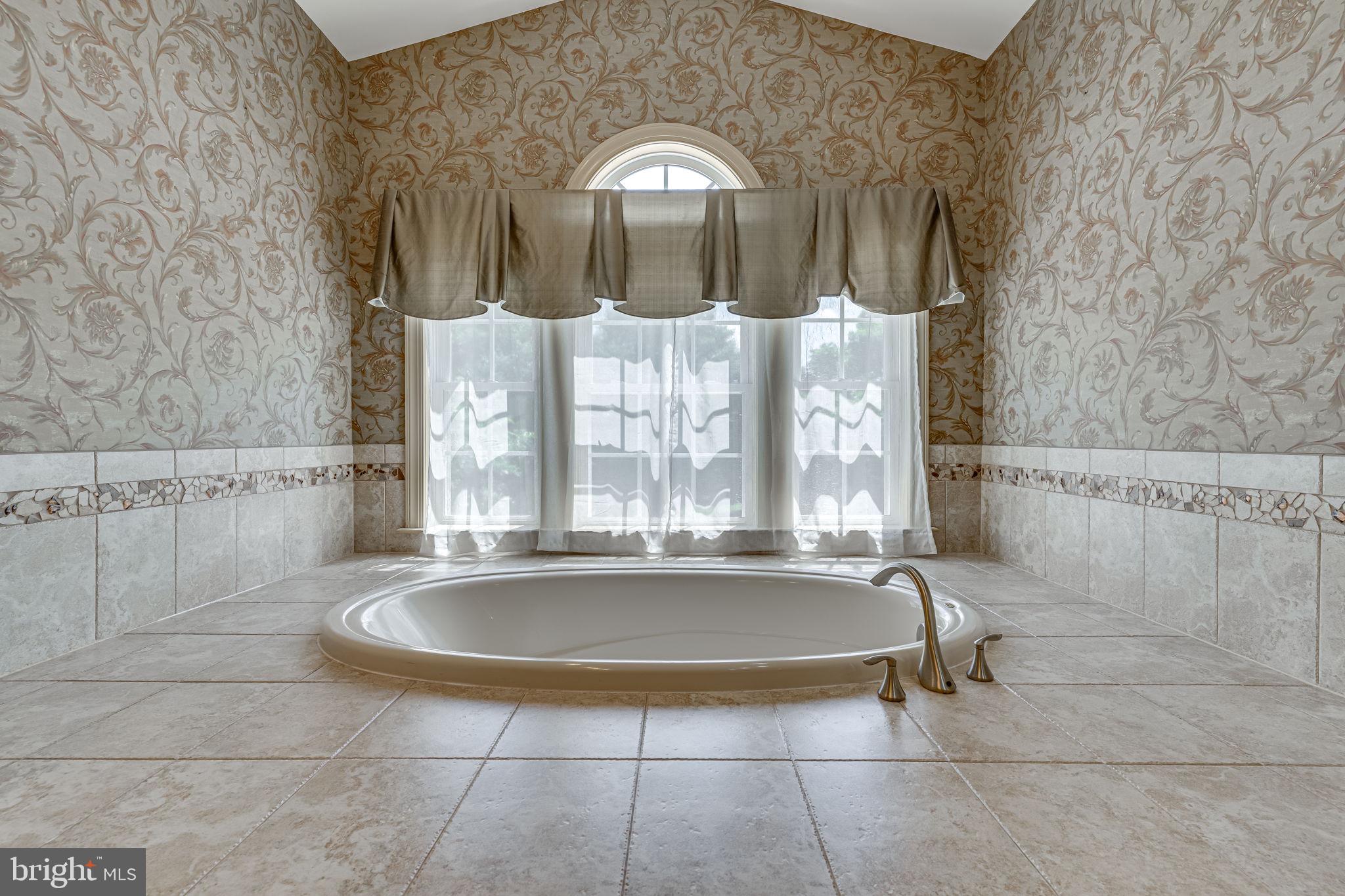 Real estate listing preview #26