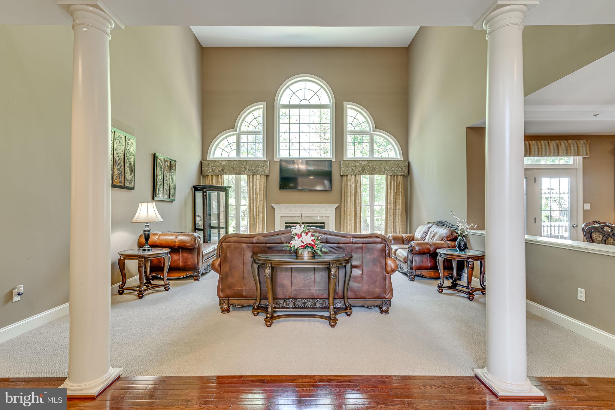 Real estate listing preview #3