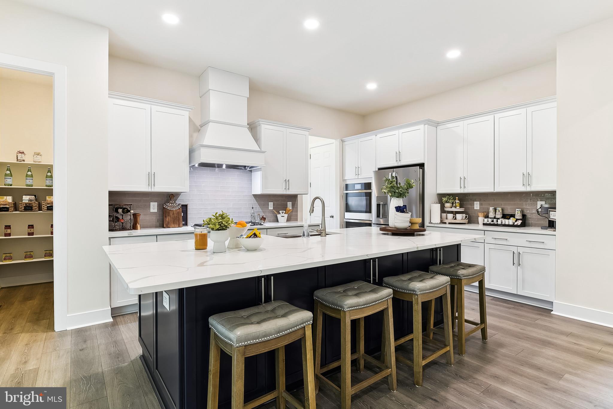 Real estate listing preview #11