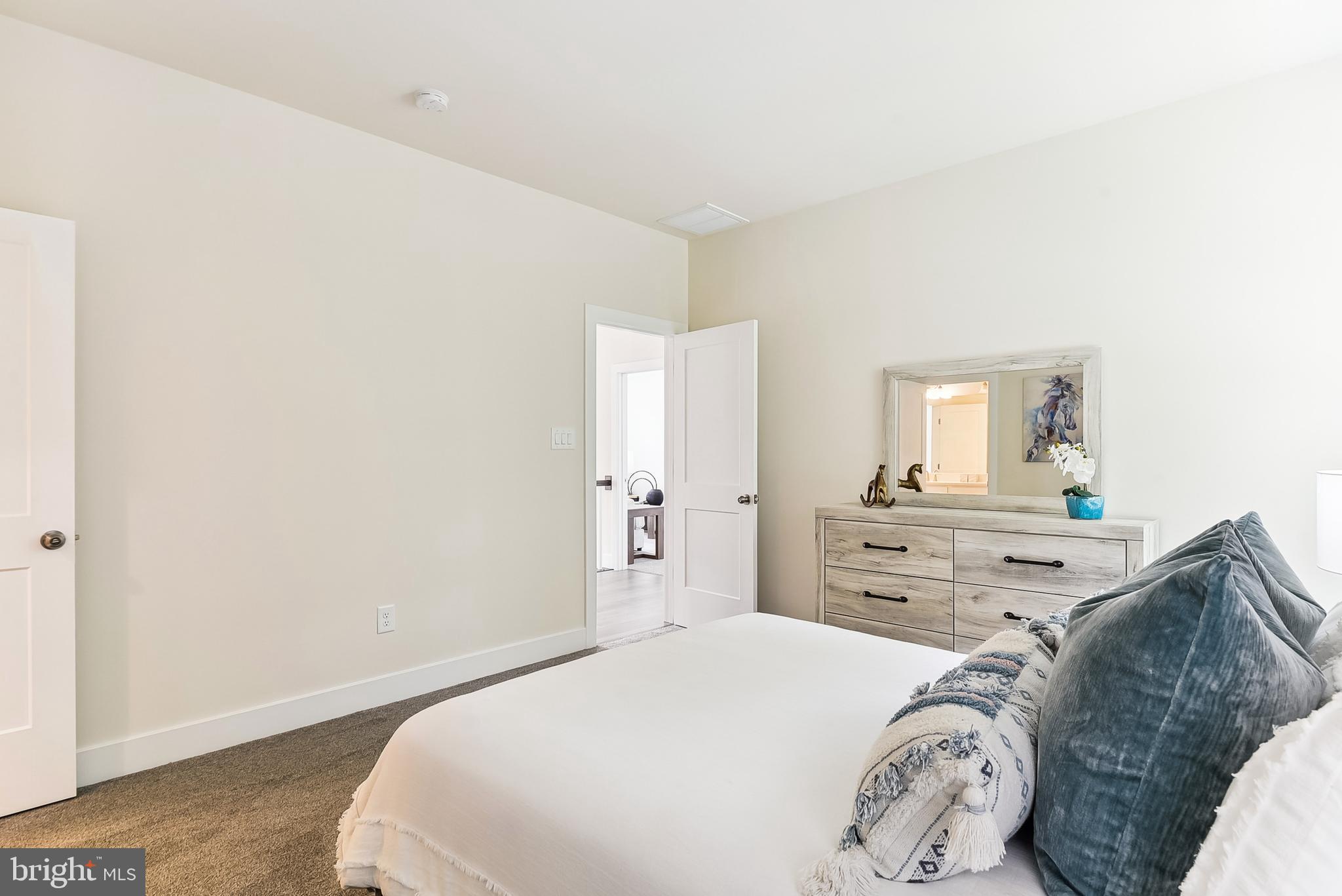 Real estate listing preview #29