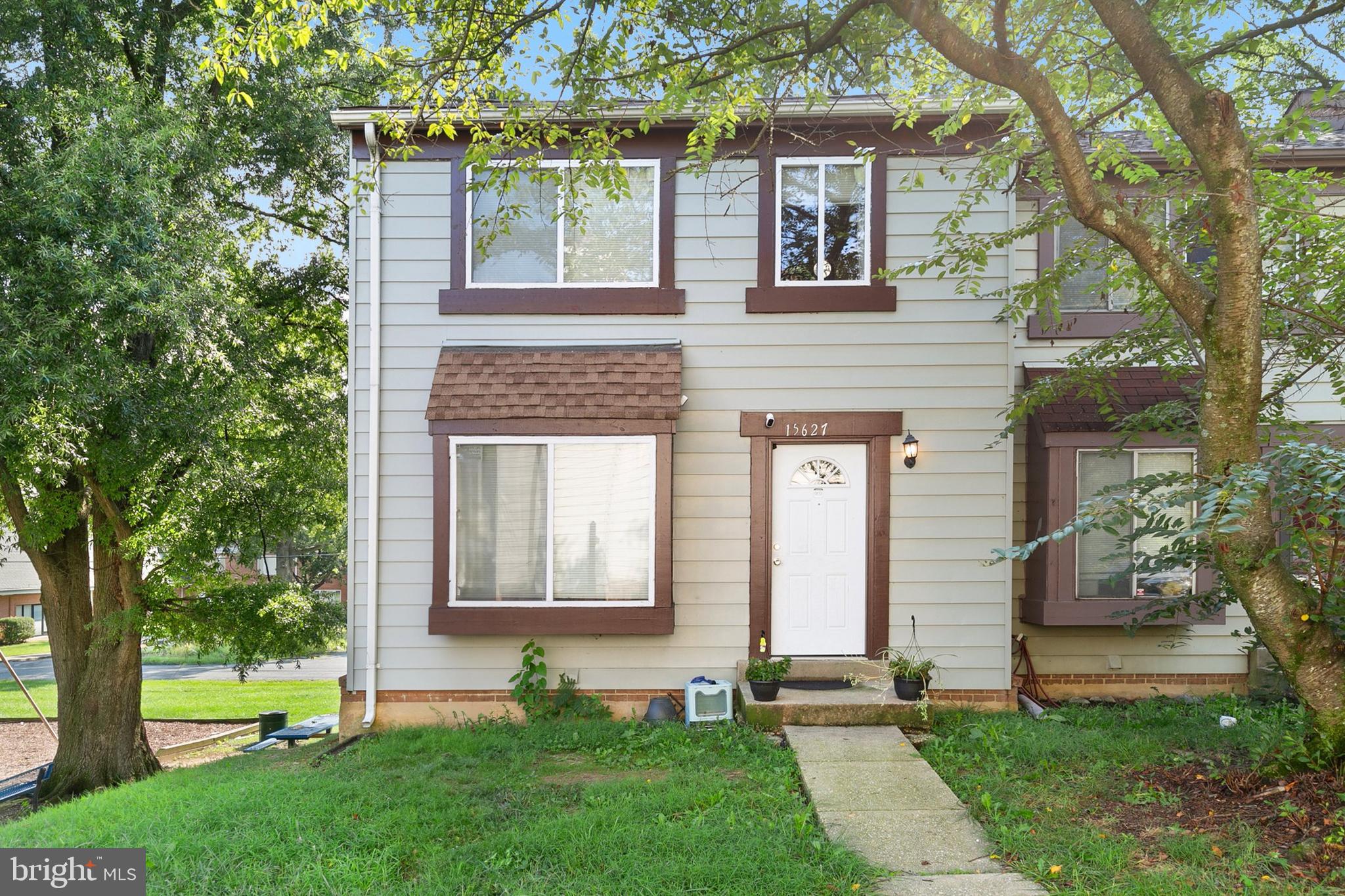 Real estate listing preview #2