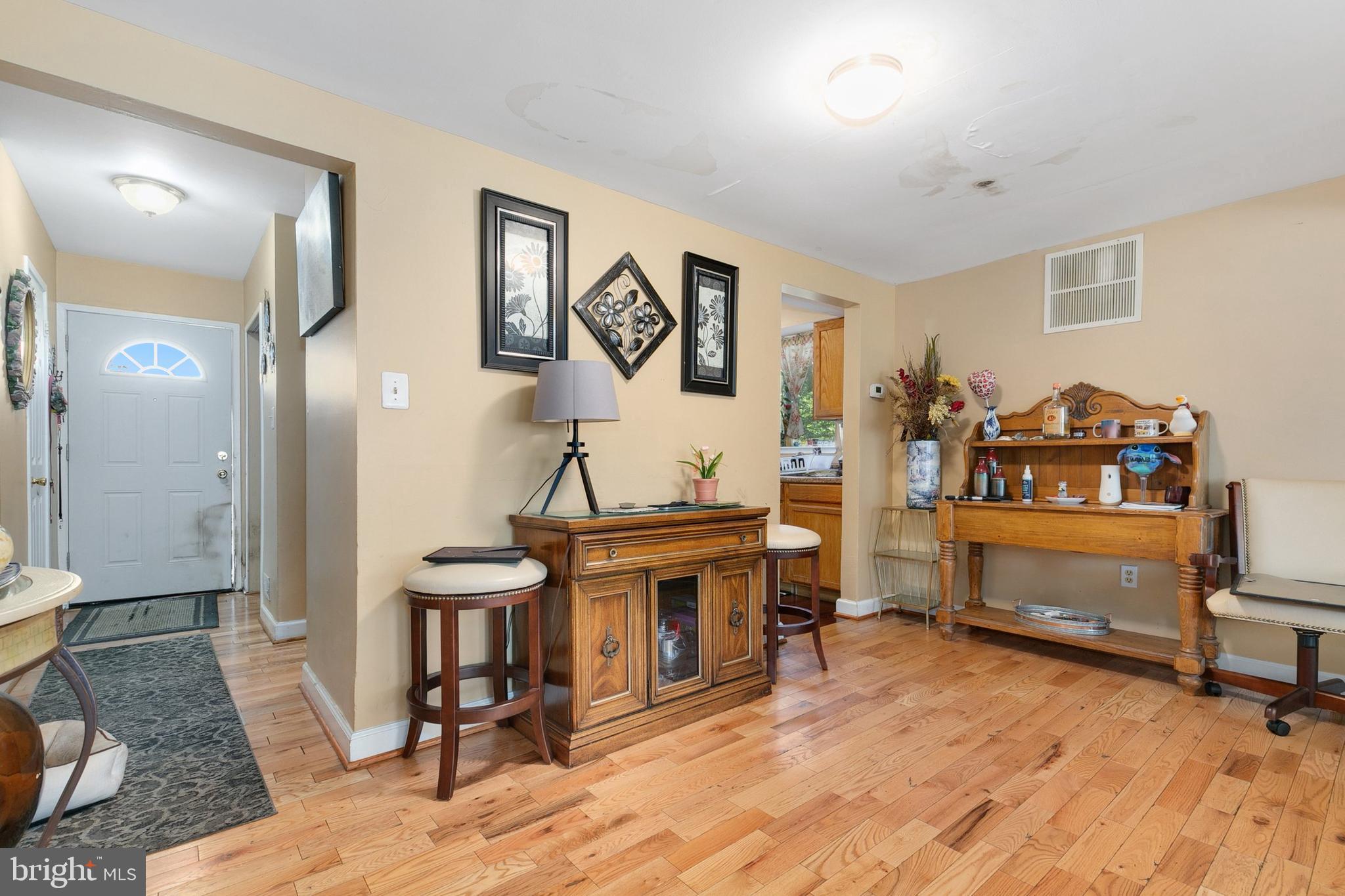 Real estate listing preview #5