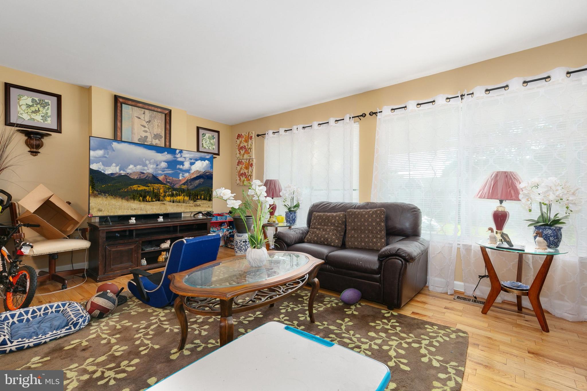 Real estate listing preview #7