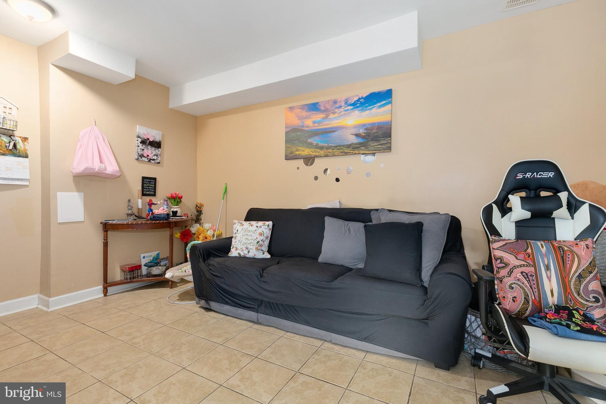 Real estate listing preview #25