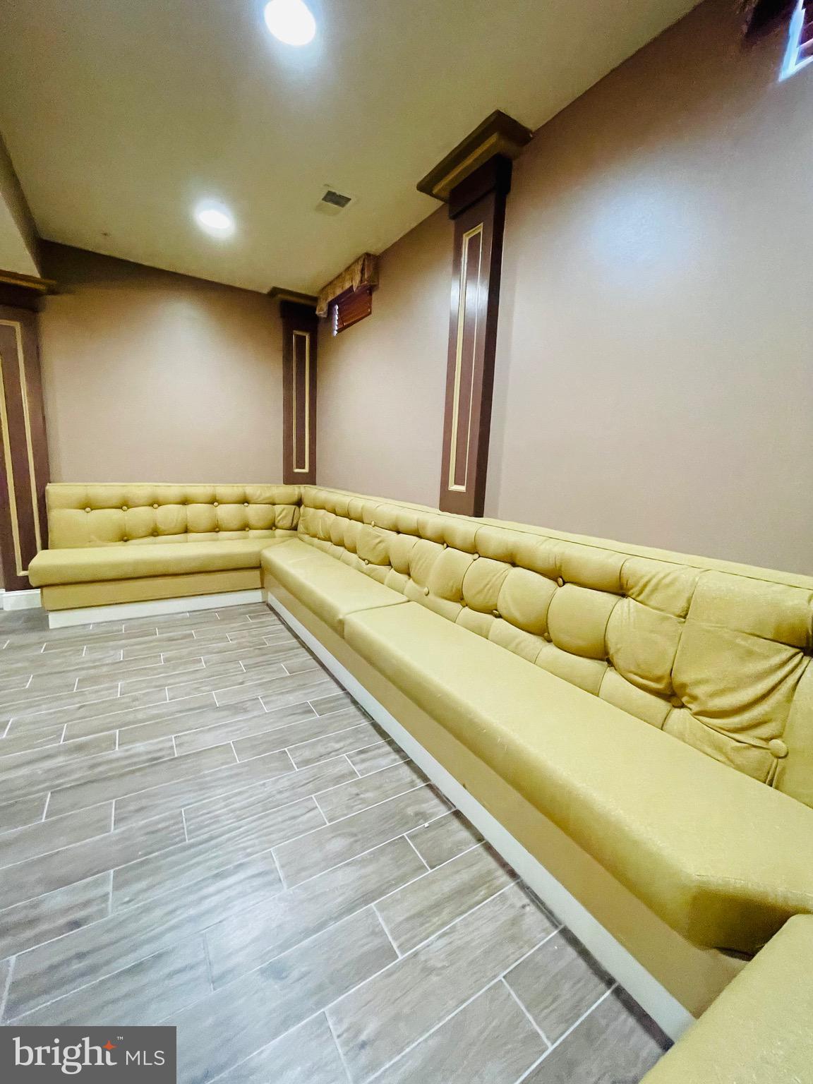 Real estate listing preview #56