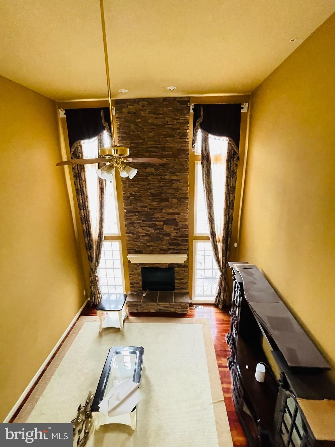 Real estate listing preview #38