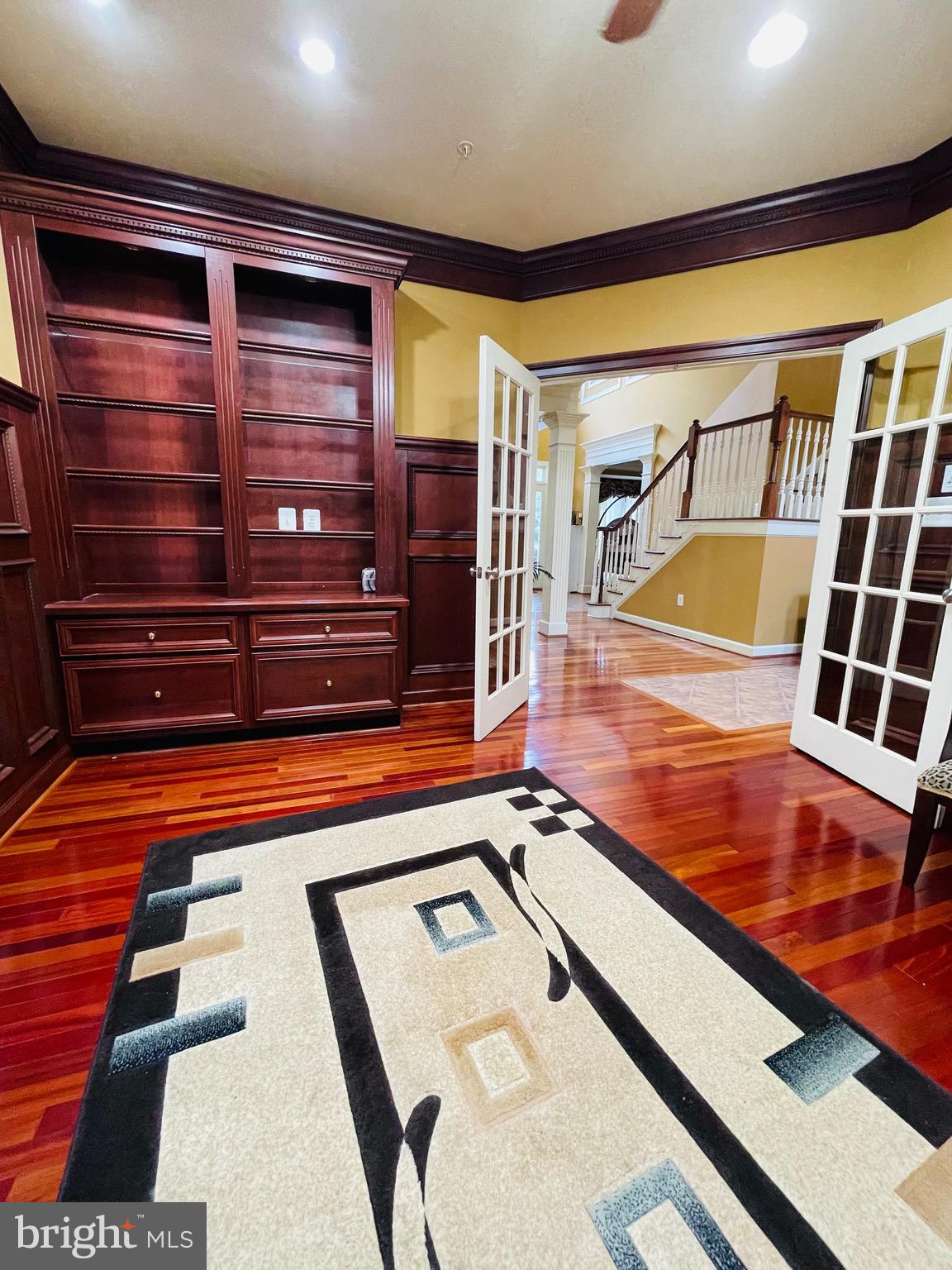 Real estate listing preview #9