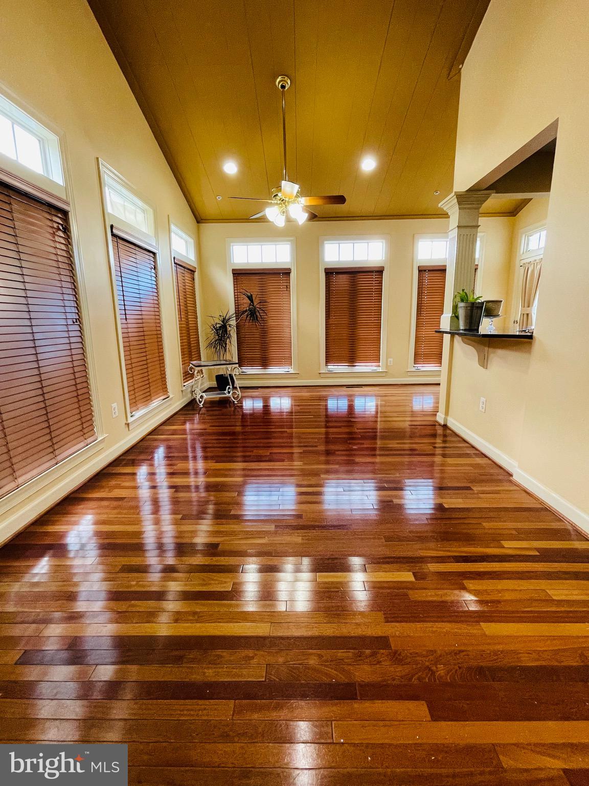 Real estate listing preview #20