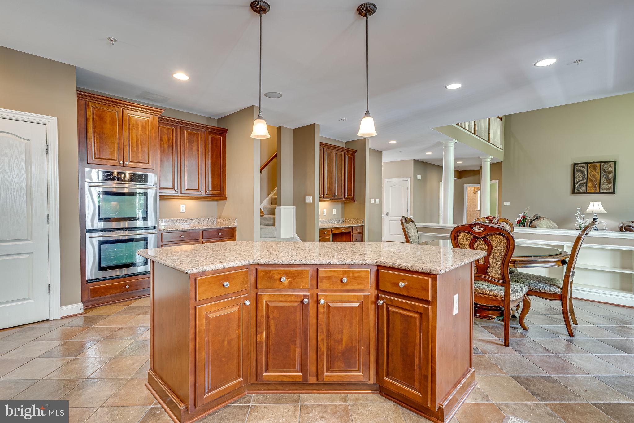 Real estate listing preview #17